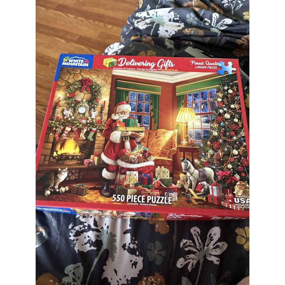 White Mountain Delivering Gifts 550 Piece Puzzle Santa Christmas